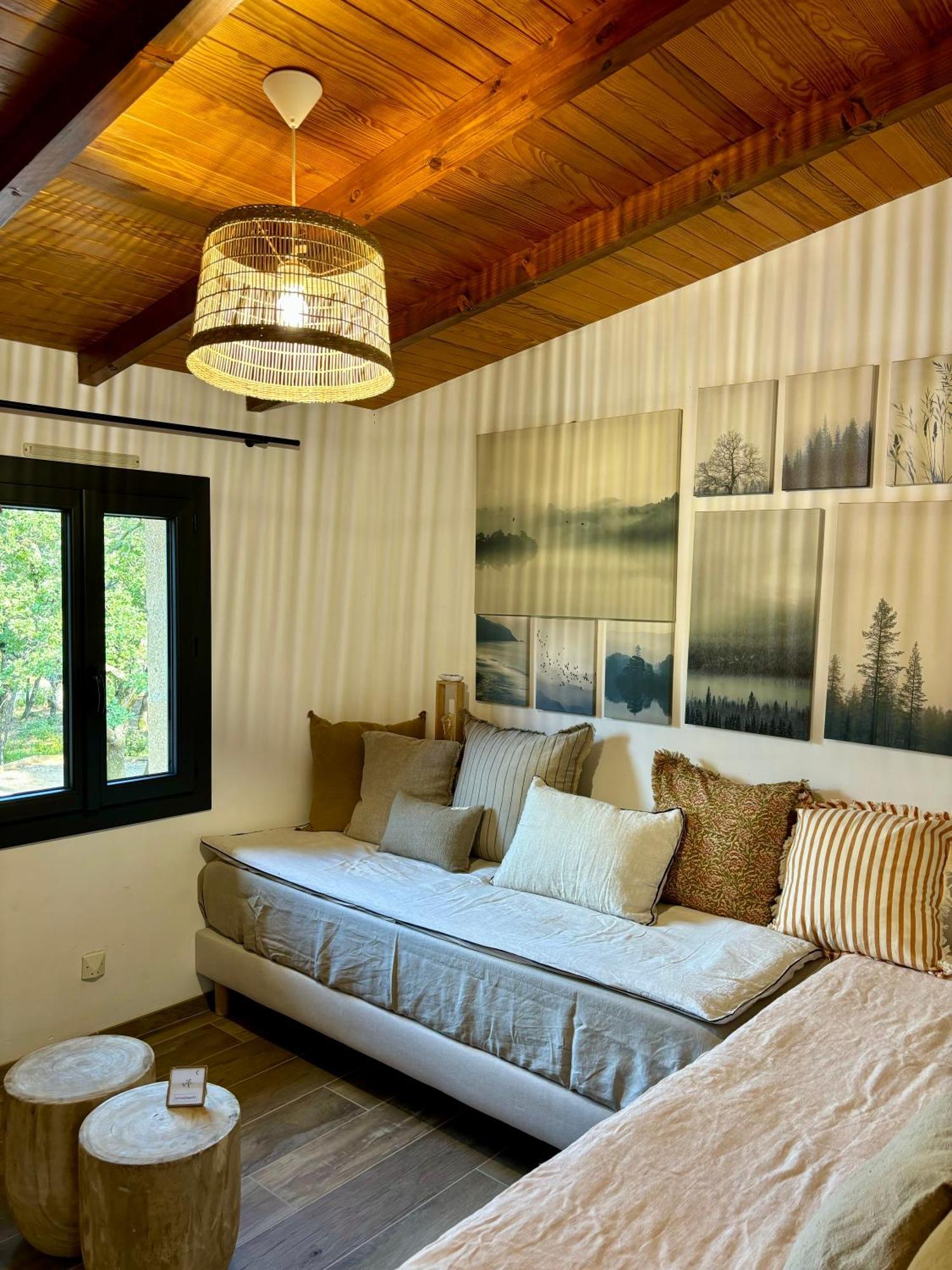 Maison Terre De Lune Mondragon Ngoại thất bức ảnh